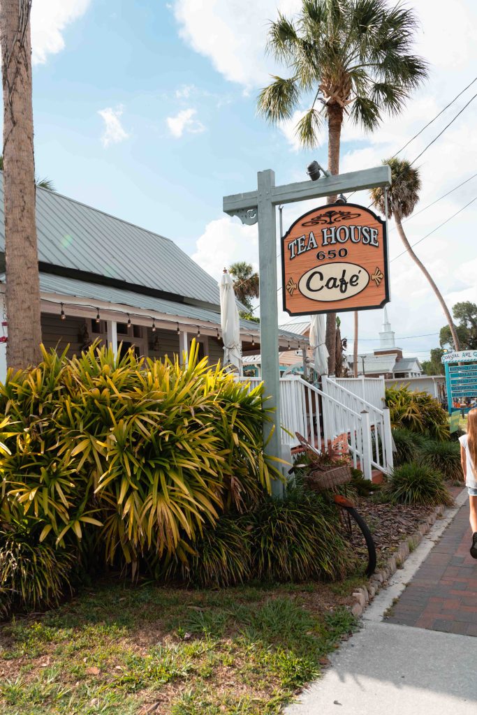 The Tea House 650 Restaurant in Crystal River. Curbside view of the front of the restaurant.