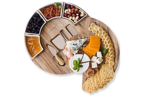 Sustainable Mother's Day Gift Ideas - Charcuterie Board Set