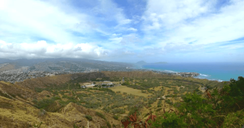 Diamond Head Crater Trail, Honolulu, Hawaii. Easy hikes in Oahu for kids.